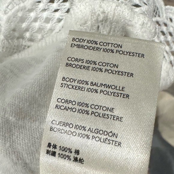 By Anthropologie Sigrid Sleeveless White Cotton Top w Blue Embroidery Size XS - Picture 9 of 9